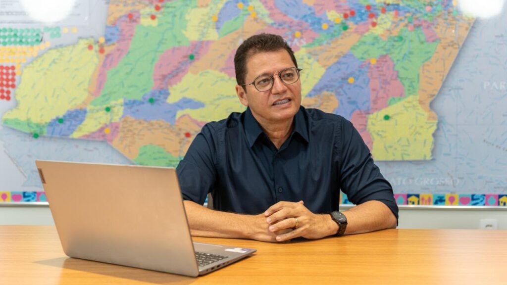 TCE-AM julga regulares convênios da UGPE com municípios do interior, na gestão de Marcellus Campêlo TCE-AM