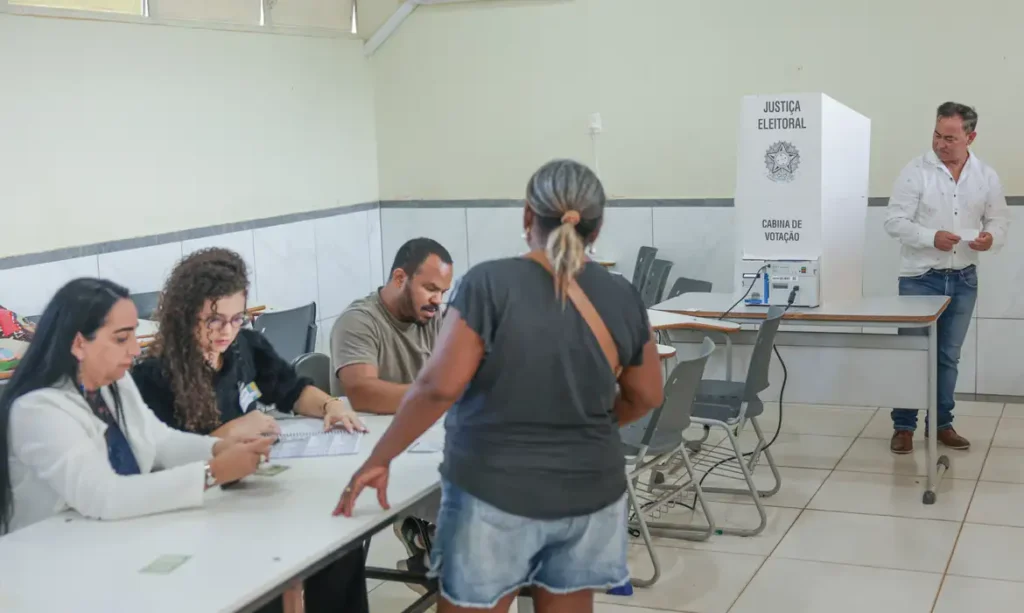 TSE desmente alegação de fraude na apuração dos votos TSE